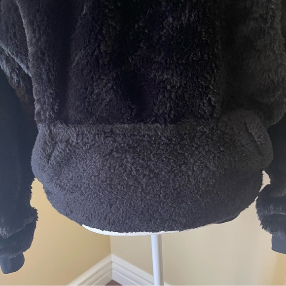 ASOS Design Oversized Faux Fur Hoodie - Picture 6 of 7